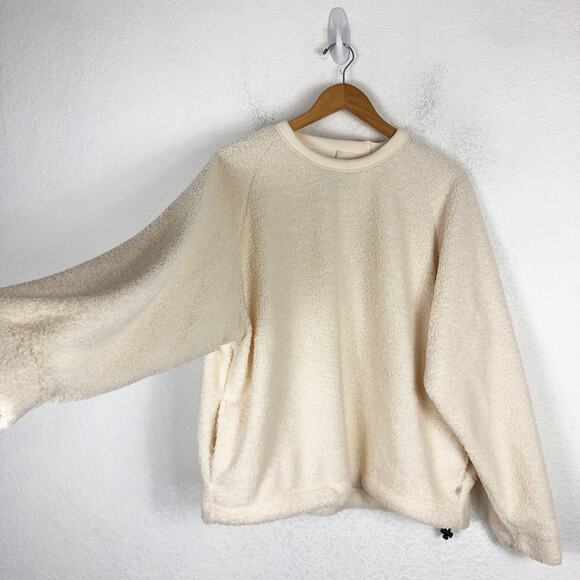 NWT Urban Outfitters Standard Cloth Free Throw Pile Fleece Crewneck Sweatshirt S - Picture 12 of 14